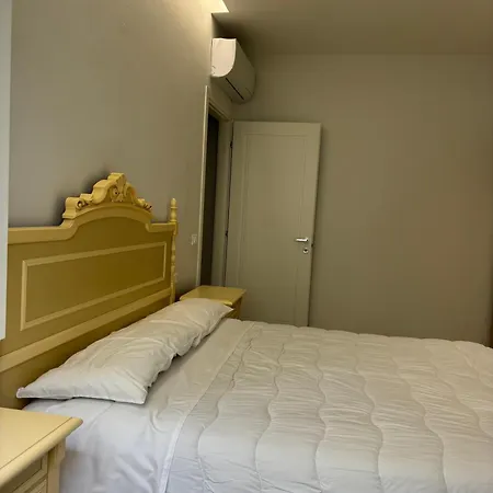 Domus Lola -